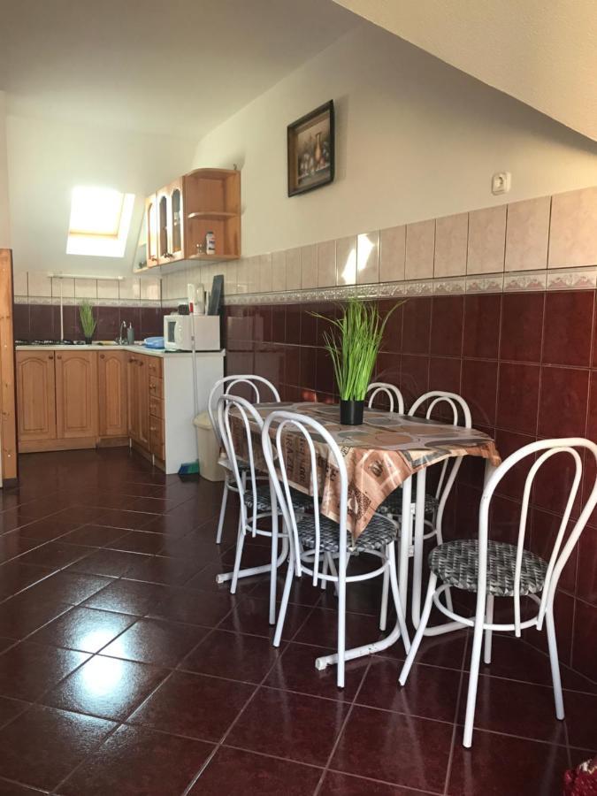Edu Apartman Hajdúszoboszló Εξωτερικό φωτογραφία