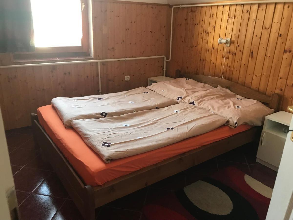 Edu Apartman Hajdúszoboszló Εξωτερικό φωτογραφία
