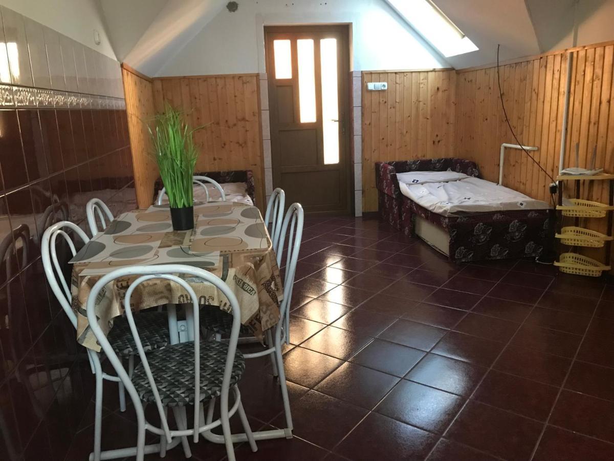 Edu Apartman Hajdúszoboszló Εξωτερικό φωτογραφία