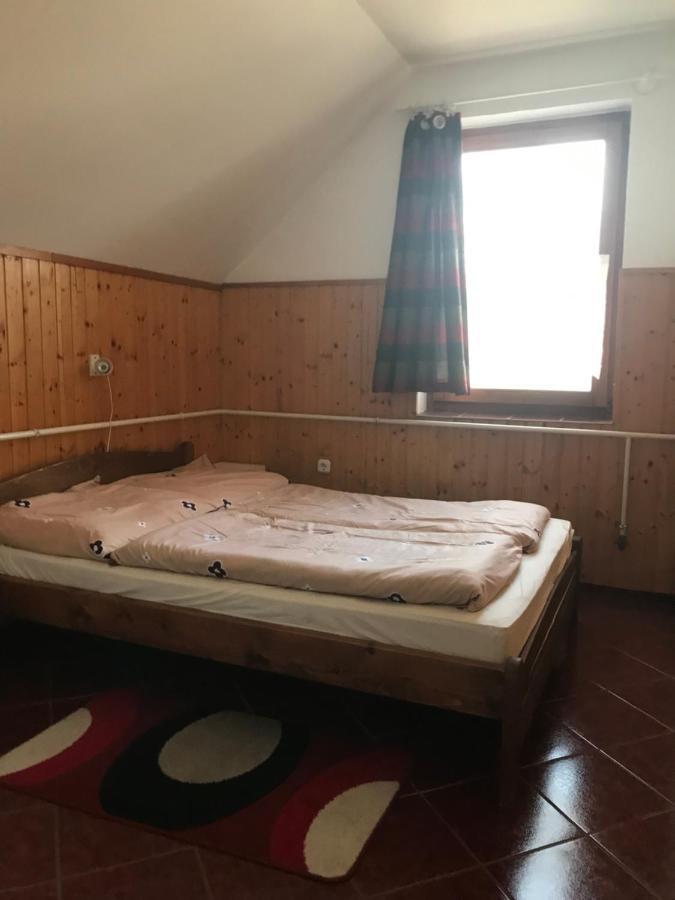 Edu Apartman Hajdúszoboszló Εξωτερικό φωτογραφία