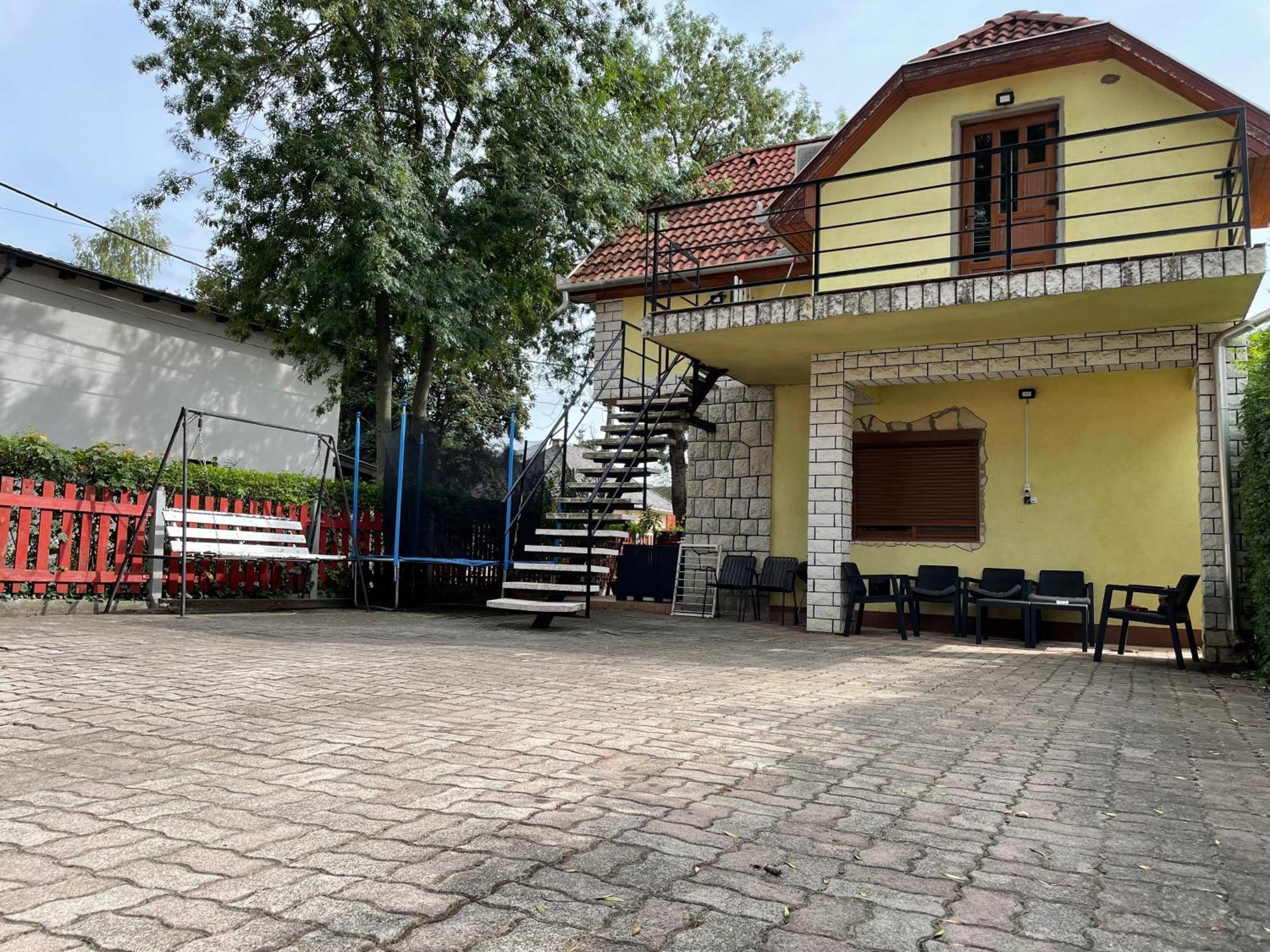 Edu Apartman Hajdúszoboszló Εξωτερικό φωτογραφία